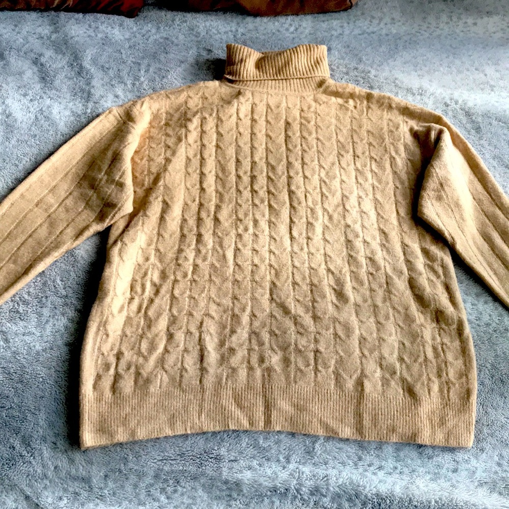 Long sleeve turtle neck